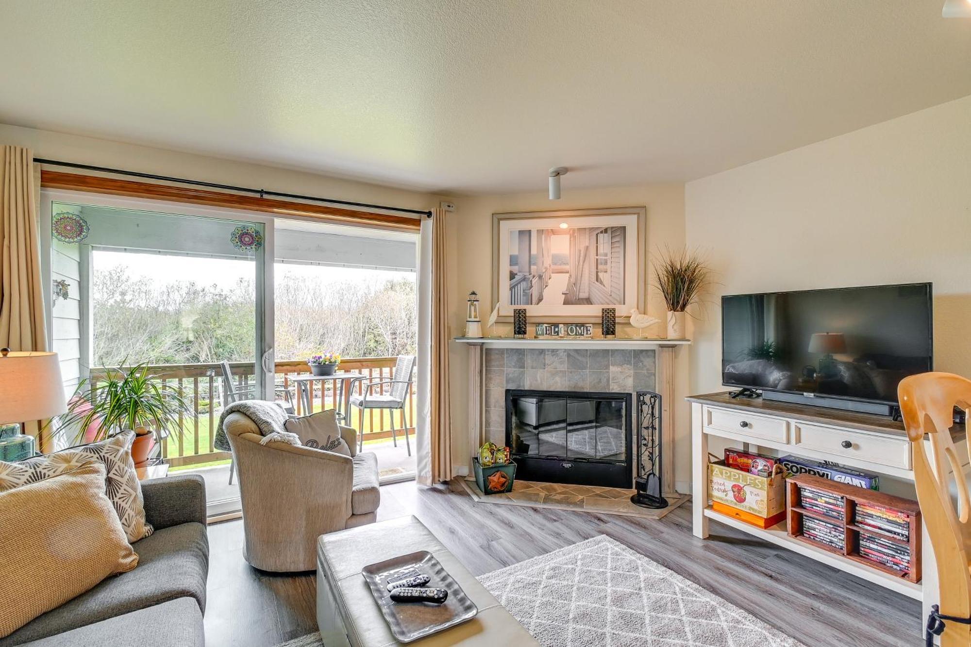 Ocean Shores Condo With Balcony Less Than 1 Mi To Beach! Exterior foto